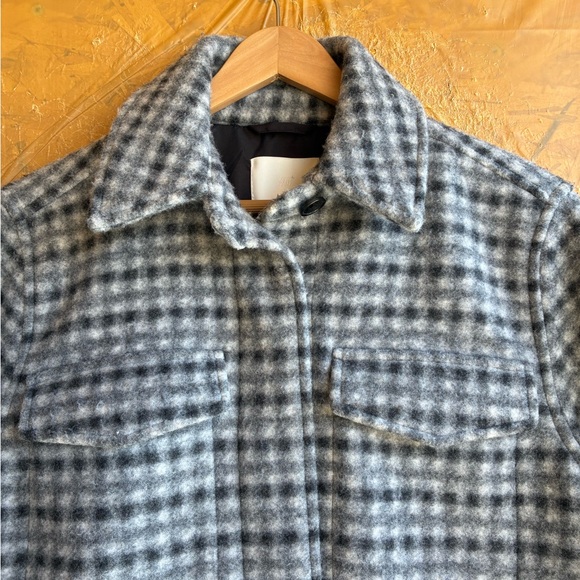 NWT H&M LONG SHACKET in Grey/Checked
Size Small - Picture 5 of 9
